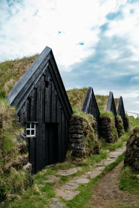 casa tipica cesped islandia